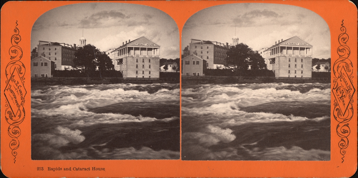 Stereobild av The Cataract House invid Niagarafloden.
"Rapid an Cataract House".