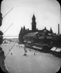 Skioptikonbild med motiv av rådhuset i Helsingborg.
Bilden har förvarats i kartong märkt: Helsingborg 8. 1908.