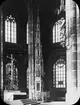 Skioptikonbild med motiv innifrån Sankt Lorenzkirche i Nürnberg.
Bilden har förvarats i kartong märkt: Nürnberg XII.  1901. Text på bild: 