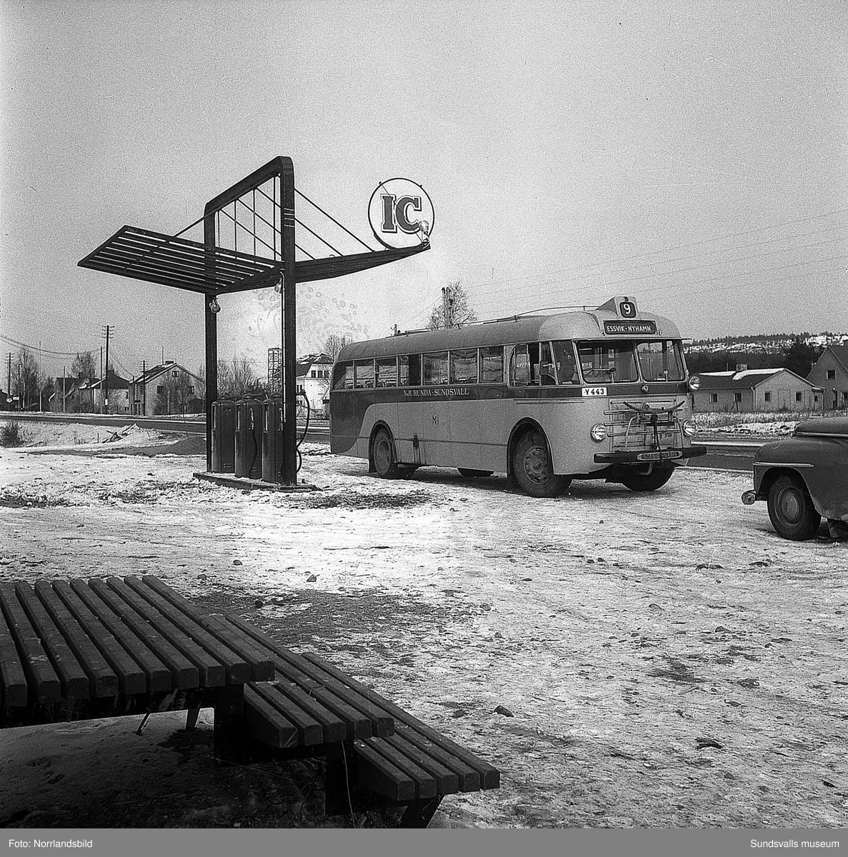 IC Motell i Kvissleby (OK) var Sveriges första motell, startades 1952. Bilder från butik, verkstad och exteriörbilder.