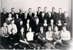 Pingstkyrkans strängmusikkår 1938. Bakre raden: Josef Larsson, Stig Svensson, Ivar Andersson, Nils Johansson, Petrus Lidén, Erland Westergren, Ragnar Sabel, Lars Lindberg och Anders Otterland. Tredje raden: Karin Svensson, Linnea Johansson, Erik Ivarsson, Nils Rask, Arne Karlsson och Martin Gustafsson. Andra raden: Astrid Klasson, Signe Klasson, Gertrud Dahlström, Magda Wahl, (ledare för strängmusikkåren), Josef Karlsson pastor, Hildur Sabel, Anna Björk och Maj Adolfsson. Främre raden: Lisa Karlsson, Dagmar Persson, Signe Sunnergren, okänd, Britta Fransson och Doris Otterland (syster till Anders Otterland). Foto tillhör Hildur Sabel.