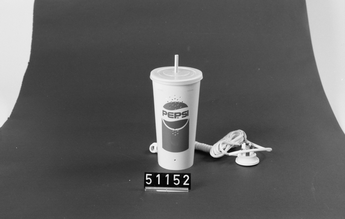 Telefonapparat, Pepsi-Cola-mugg, med 10 minnen, repetition och pulsval, i originalkartong.