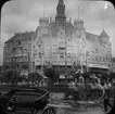 Skioptikonbild med motiv av byggnad vid Prager Strasse i Dresden.