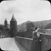 Skioptikonbild med motiv från Bacharach am Rhein.
Bilden har förvarats i kartong märkt: Resan 1904. Bacharach. Rhenvandring.