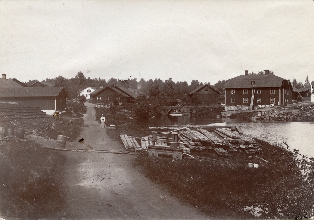 Järnbruk med smältsmedja, 6 lancashire enkelhärdar, ånghammare, valsverk mm