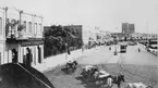 Stadsvy från Baku.
Bilden ingår i två stora fotoalbum efter direktör Karl Wilhelm Hagelin som arbetade länge vid Nobels oljeanläggningar i Baku.