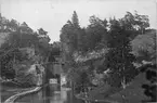 Slusstrappa i Trollhätte kanal, Trollhättan på 1870-talet.