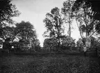 Strömsbergs Bruk, Uppland. Husbyborgs ruin.