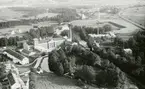 Flygfotografi över  Gefle Manufaktur och Strömsbro Gävle, Gästrikland, 1938.