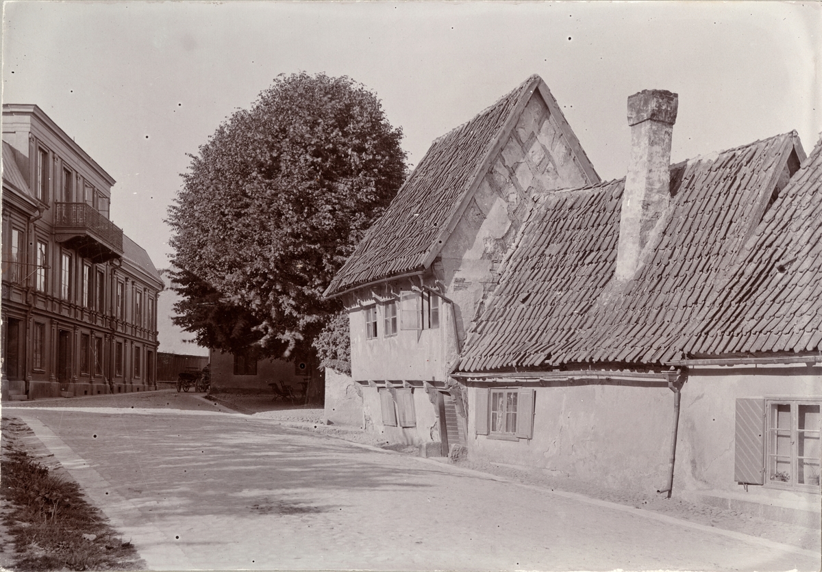 Bild ur fotoalbum tillhörande Ansgar Betulander. S:t Hansgatan, Visby.