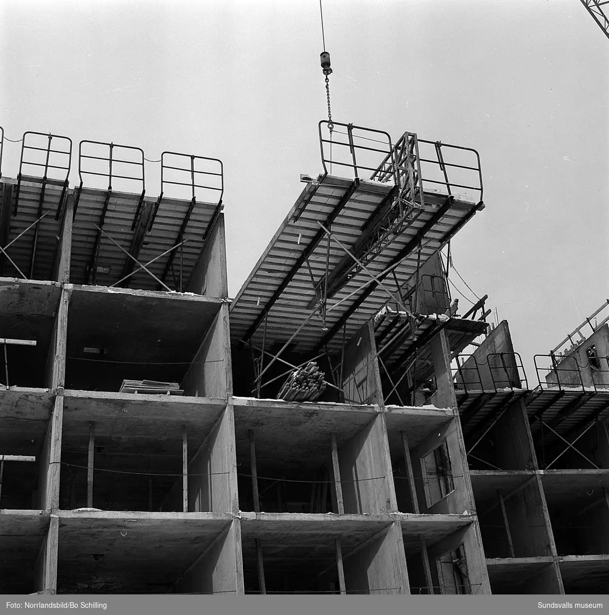 Byggbilder och exteriörer från bostadsområdena i Nacksta.