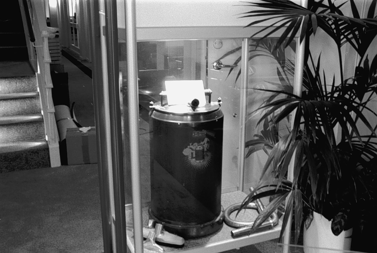 Elektrisk dammsugare, 220V.