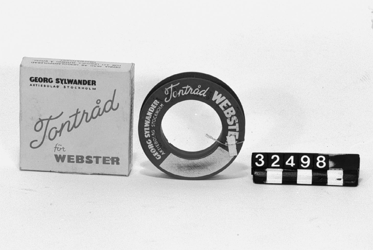 Tontråd för Websters tråddiktafon. Totalt 10 st. spolar tontråd legerad, rostfri och tillverkad enligt Websters spec. 1 spole i originalkartong 30 min speltid. Tontråden 0.10 mm x diam. br-si ? Kartongens längd: 73 mm, bredd: 73 mm, höjd: 18 mm.