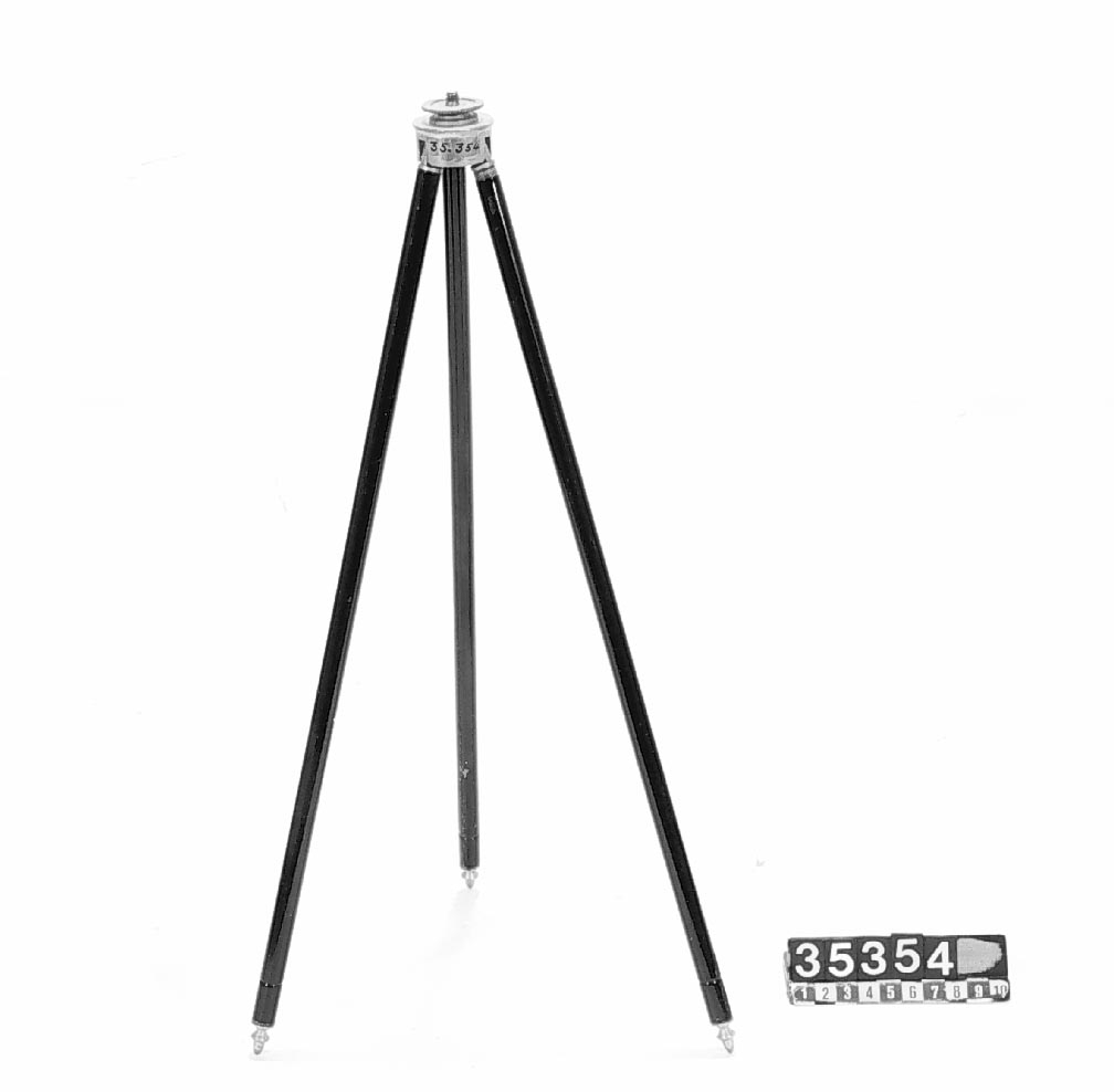 Fotostativ, tripod med utdragbara ben.