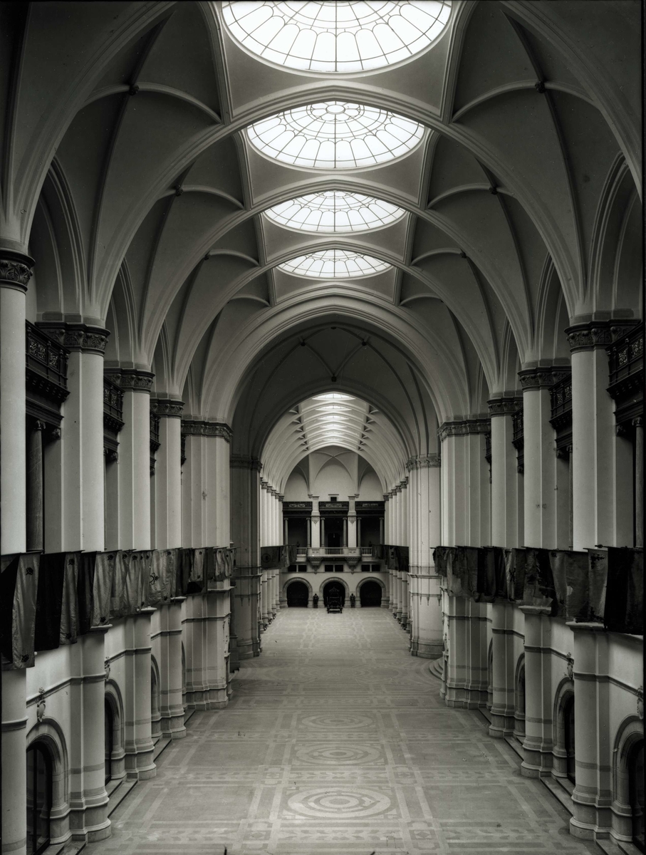 Nordiska museet, Stockholm. Stora hallen. 