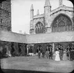 Skioptikonbild med motiv från Universitet i Oxford.
Bilden har förvarats i kartong märkt: Oxford 1906