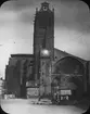 Skioptikonbild med motiv av katedralen Cathédrale Saint-Étienne de Toulouse.
Bilden har förvarats i kartong märkt: Höstresan 1907. Toulouse 7.No 17 XIII. Text på bild: 