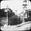 Skioptikonbild med motiv av Sankt Kilian kirche, Fladungen.
Bilden har förvarats i kartong märkt: Vårresan 1910. Fladungen 9. IX.