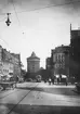 Skioptikonbild med motiv från Königsstrasse, Nürnberg.
Bilden har förvarats i kartong märkt: Vårresan 1910. Nürnberg 9. XXI. Text på bild: 