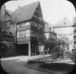 Skioptikonbild med motiv från Hildesheim.
Bilden har förvarats i kartong märkt: Vårresan 1909. Hildesheim 9. VI.