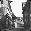 Skioptikonbild med motiv från Halberstadt.
Bilden har förvarats i kartong märkt: Vårresan 1909. Halberstadt 8. XIII. Text på bild: 