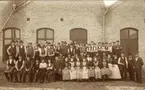 Personalen vid Kilsunds AB, Borås.
Med fotografiet kom fotografen på fjärde plats i SVenska Turistföreningens Pristäflan 1902.