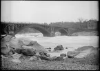 Naturbild med Älvkarleö-bron.