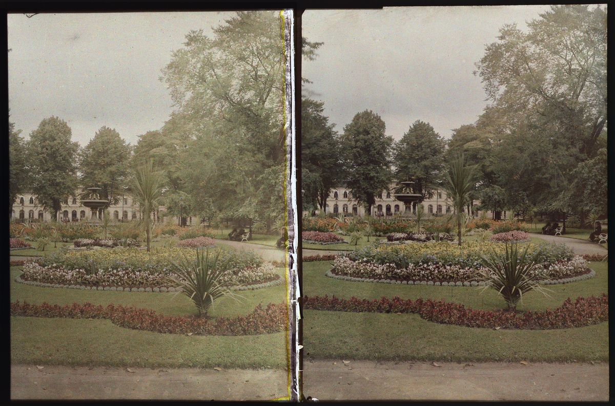 Lumières-stereo-autokromer. Järnvägsparken vid Norrköpings Centralstation.