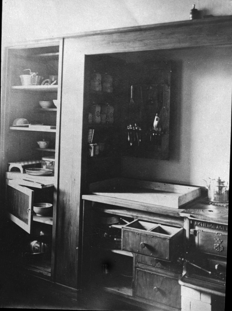 Bild från Ingenjör P. Wretblads material för Bygge och Bo-utställningar.
"Bygge och Bo 1922, arkitekt Carl Hörvik".