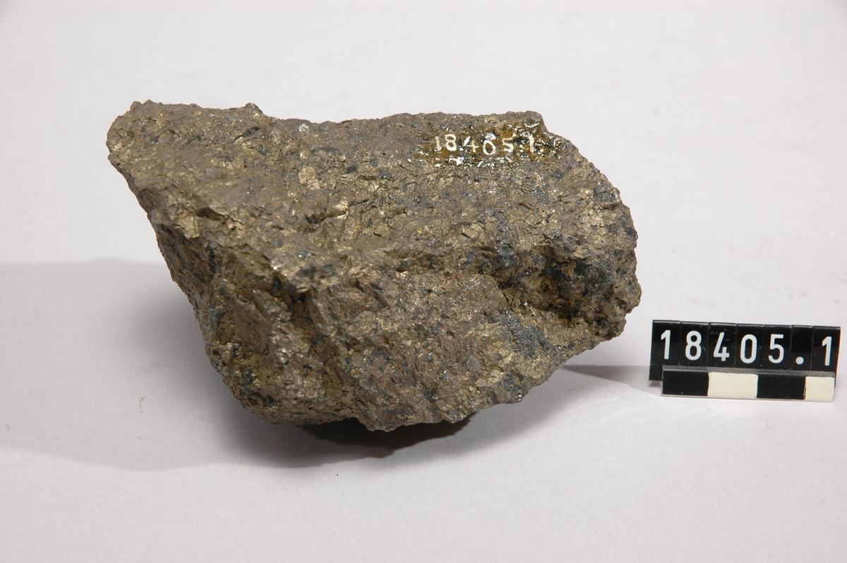 Lös etikett: "Nickel-malm", "Klefve".
