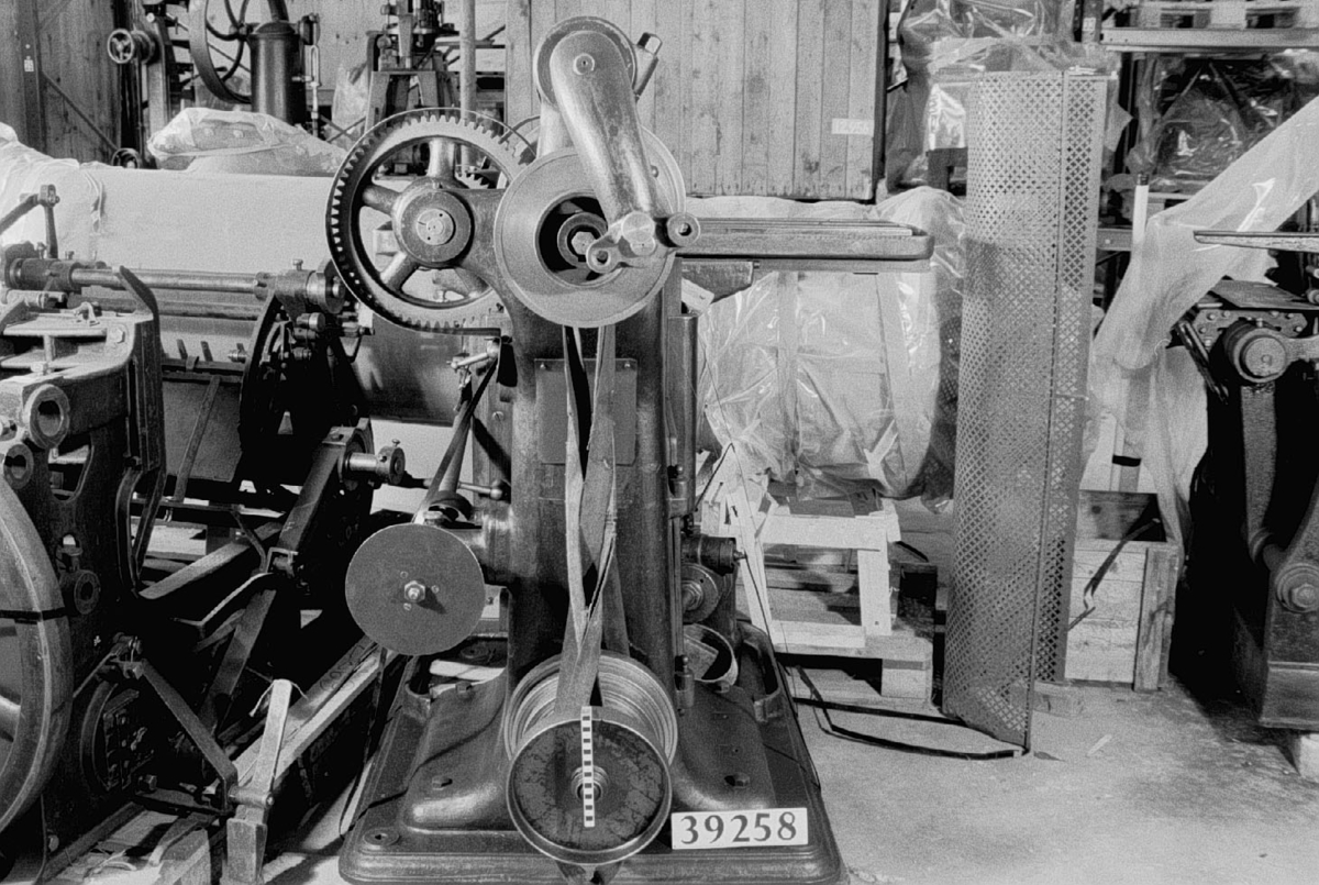 Fräsmaskin by J. & C.G. Bolinders Mekaniska Verkstads AB