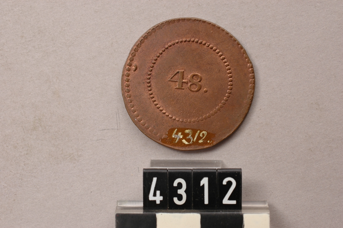 Av koppar, för sandkörning.