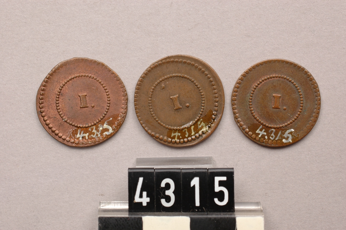 Av koppar, för sandkörning.