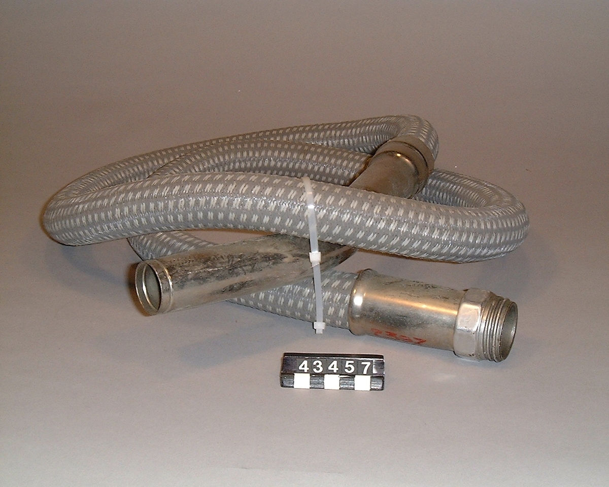 Rör och slang till dammsugare