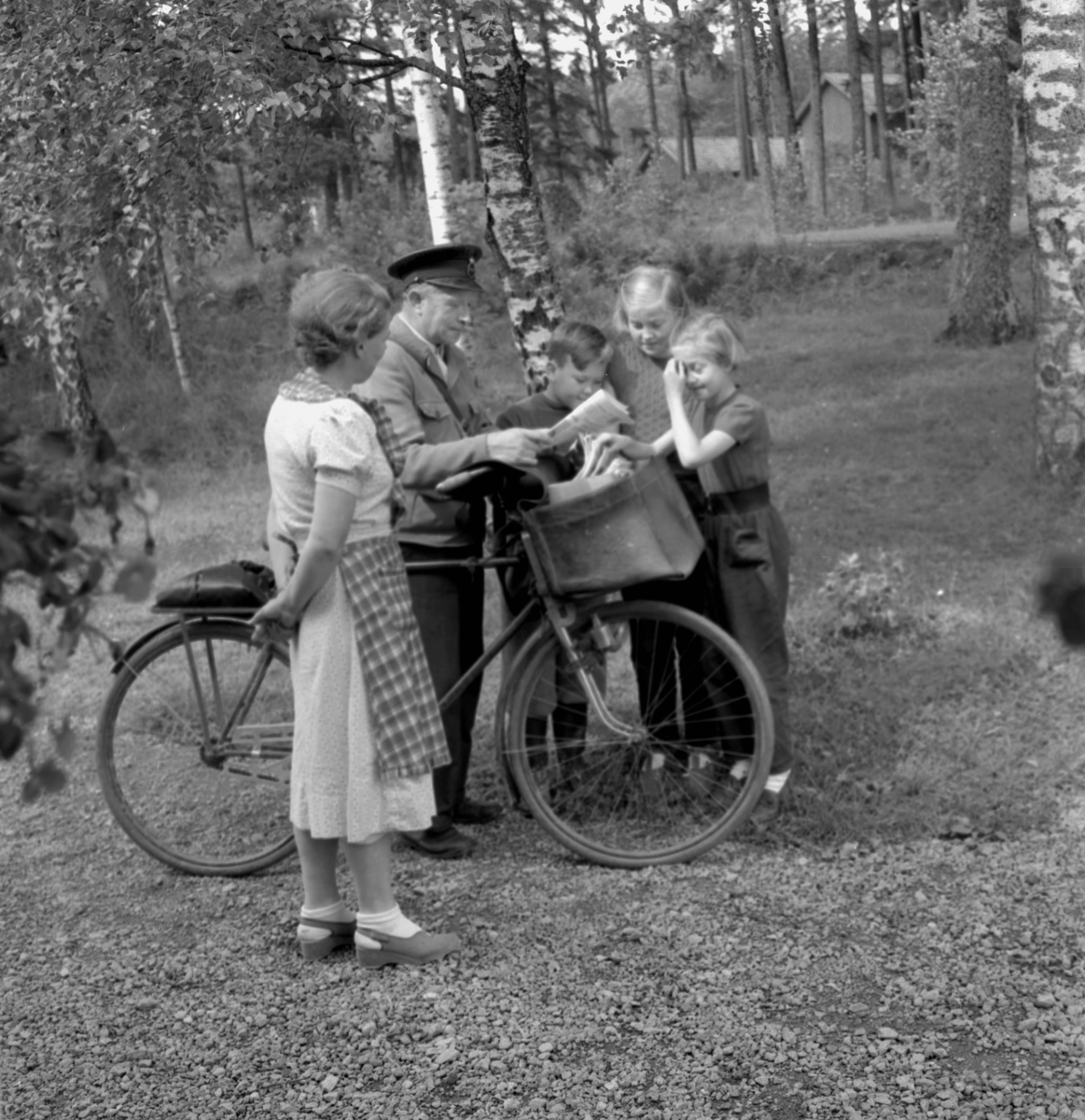 Lantbrevbärare i Mullhyttan. Bildsidan.
14 augusti 1955