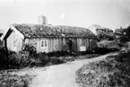 Tågatan 1890. På trappan Fredrik Stork 1825-1893.