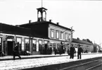 Den första stationsbyggnaden.