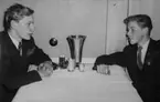 Tennistriumf, Lars Behle till höger, 1950-tal.