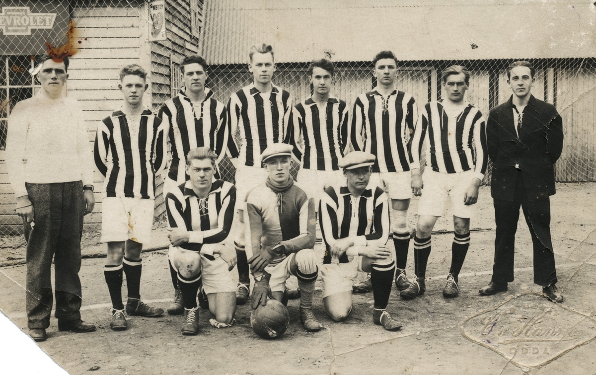 Fotballaget til OAIL - Odda arbeideridrettslag.