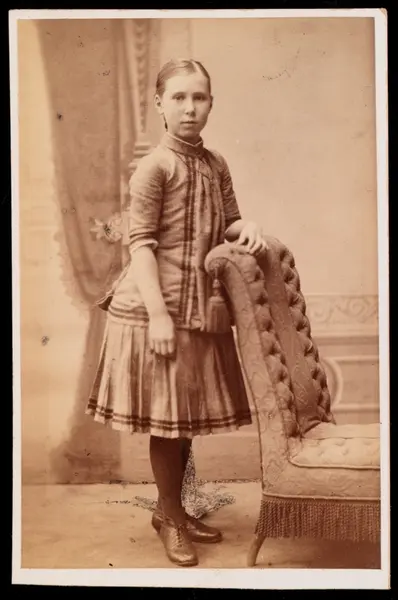 Portrett av ukjent jente.