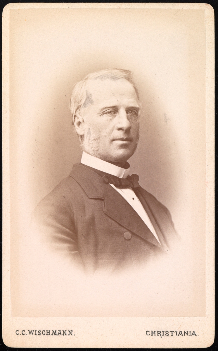 Portrett av Henrik/ Hendrik August Wetlesen.