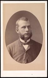 Portrett av August Wetlesen.