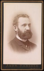 Portrett av Amund Marinus Amundsen.