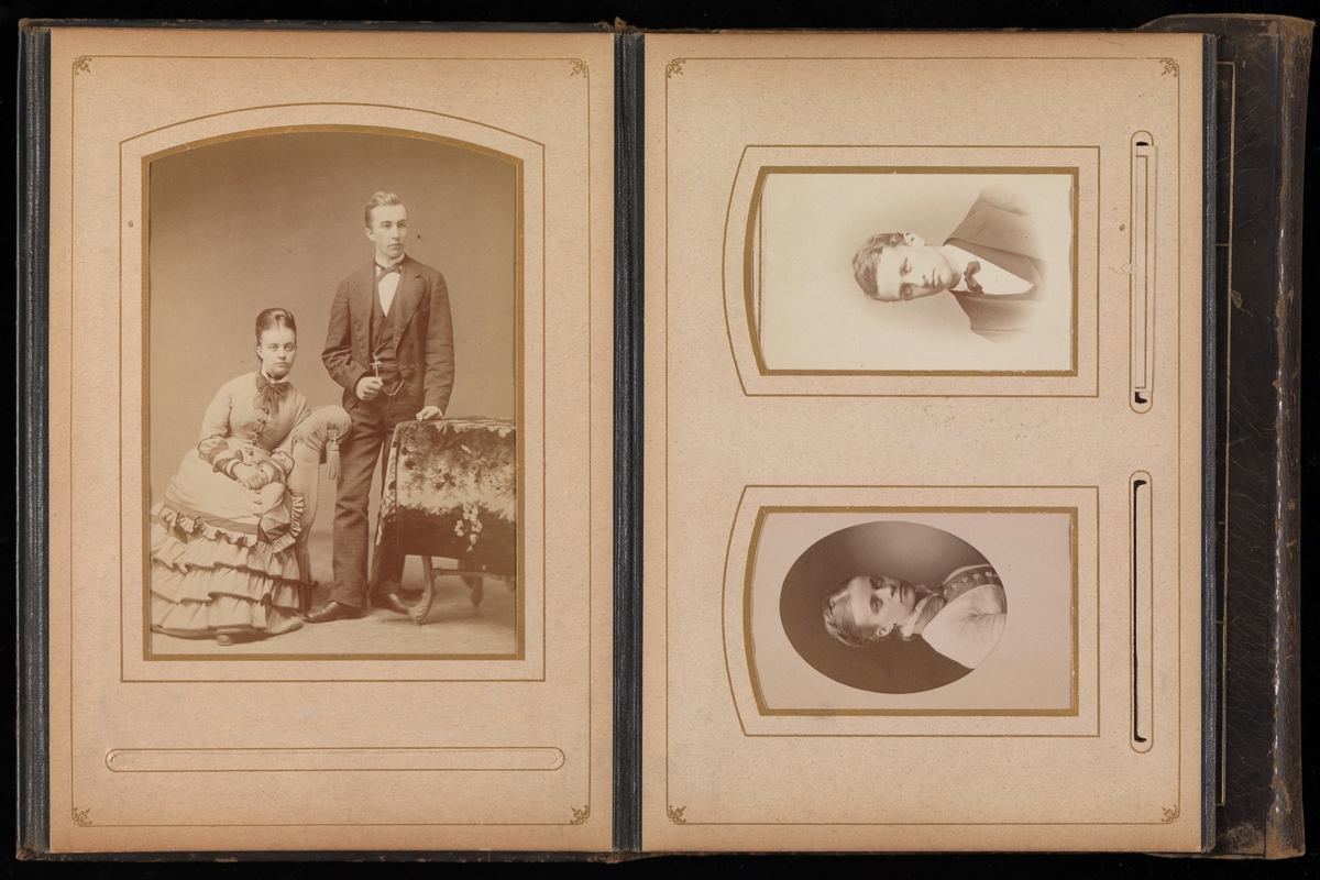 Album 20 fra Mathiesen-familien på Linderud gård.