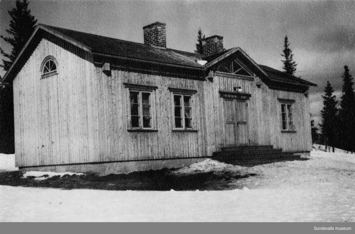 Ararat. Konstnärinnan Maja Braathens stuga i Jämtland.