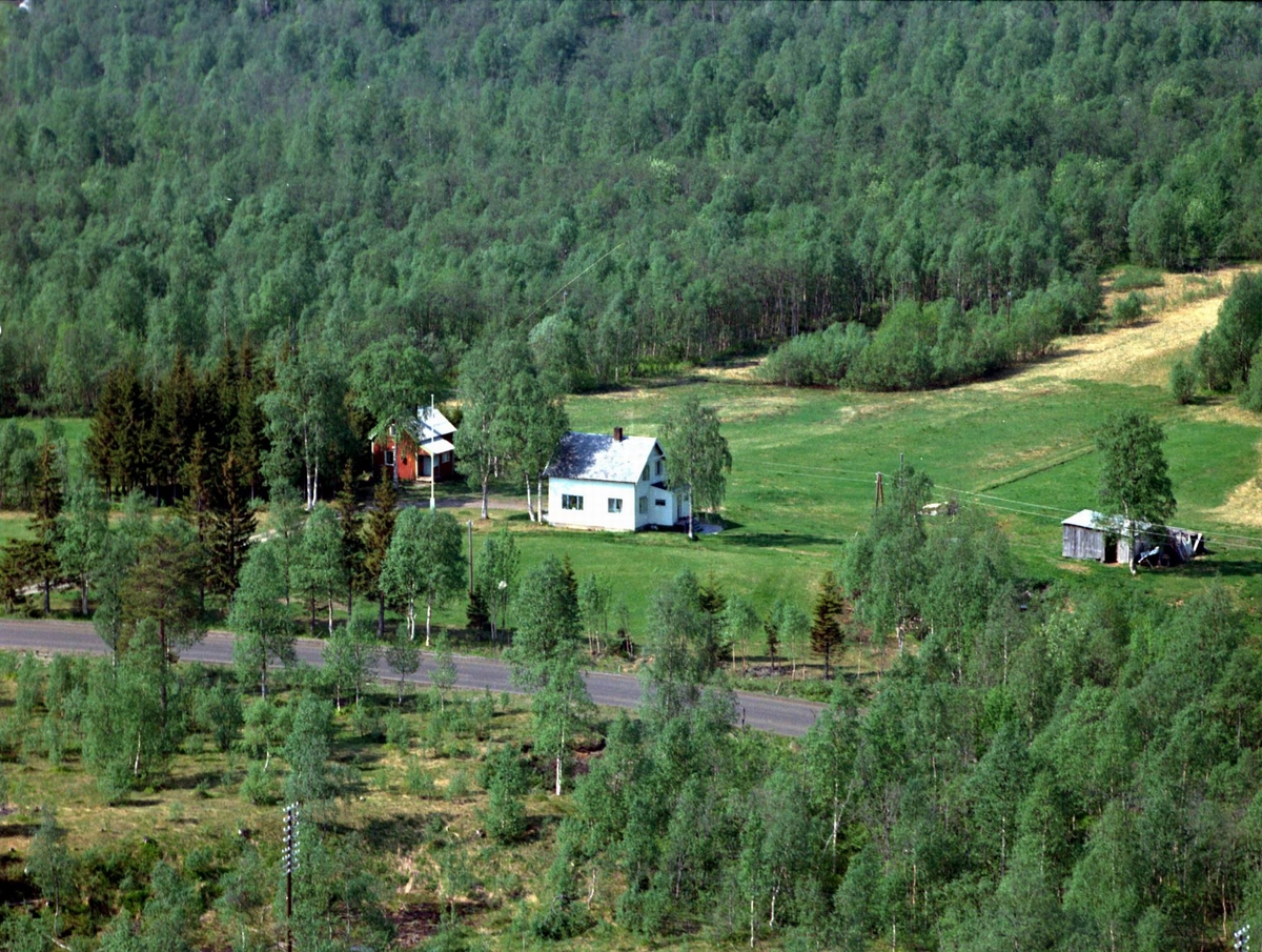 Flyfoto: Rydninggrenda, Nordheim i Bardu 1966