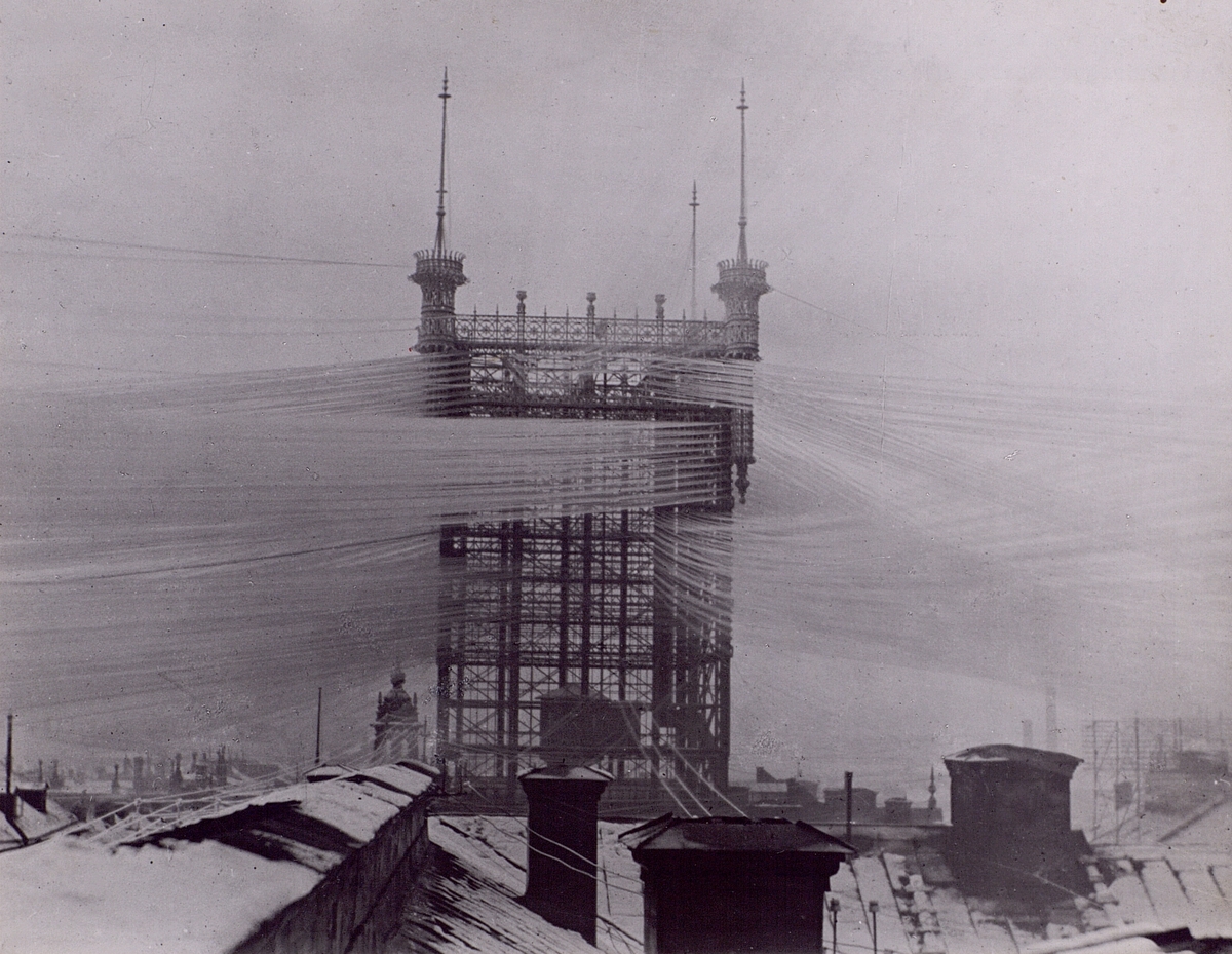 Telefontornet i rimfrost, 1890-talet. Stockholms Allmänna Telefon AB vid Malmskillnadsgatan 30.