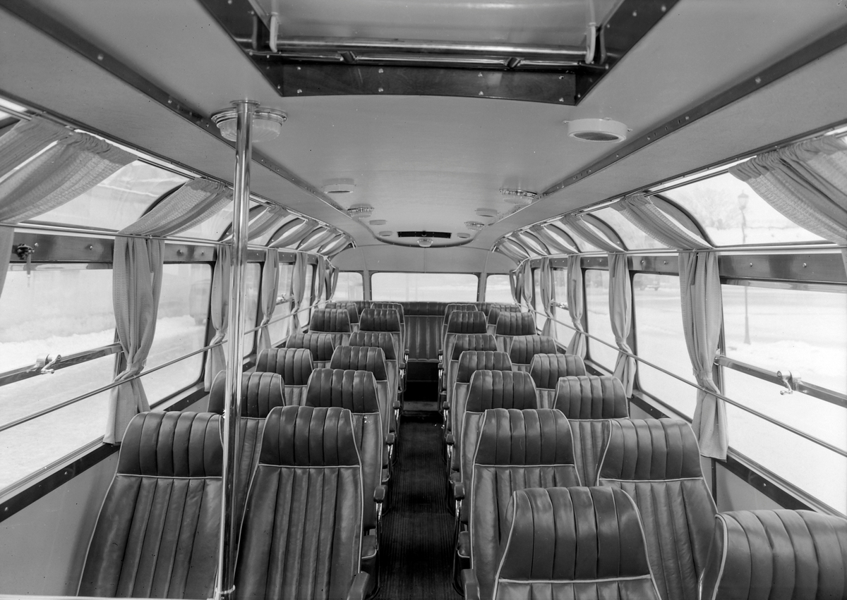 Turistbuss, eksteriør og interiør