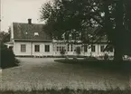 Kölby. Fotografi på brun kartong 
Bilden publicerad i Kalmar-Torsås Järnväg 1899-1924 s 109.