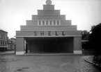 Bensinstation SHELL (Exteriör) vid gamla torg 1931
	Metallutfällning, finger avtryck